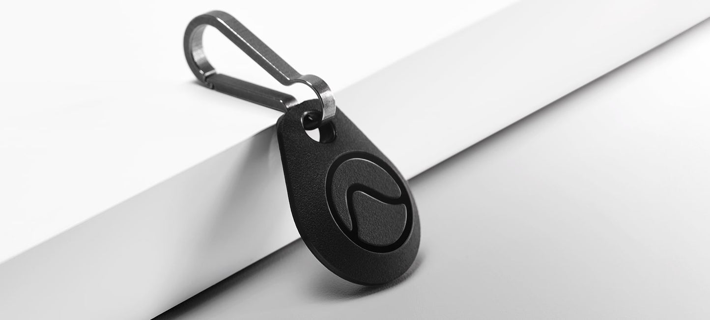 Caudabe TagClip AirTags holder (AirTag & Carabiner NOT INCLUDED) - Celestial Blue