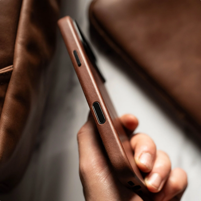 Andar The Aspen Leather Phone Case (Brown) for iPhone 17 Pro Max / iPhone 17 Pro