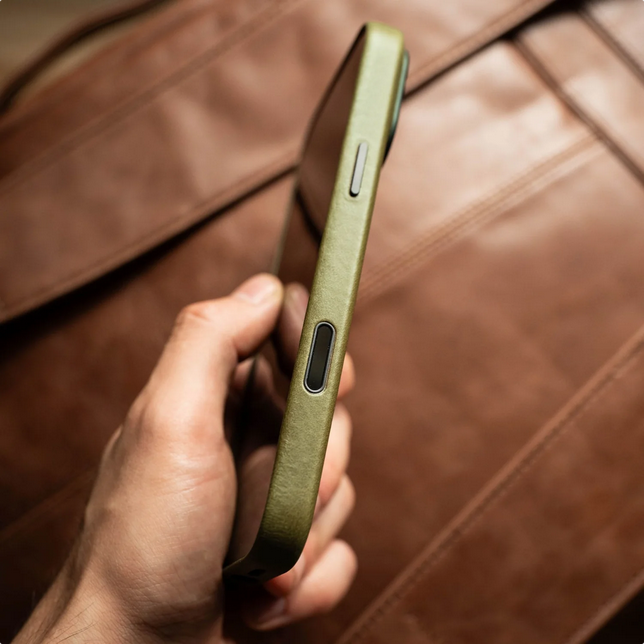 Andar The Aspen Leather Phone Case (Moss) for iPhone 17 Pro Max / iPhone 17 Pro