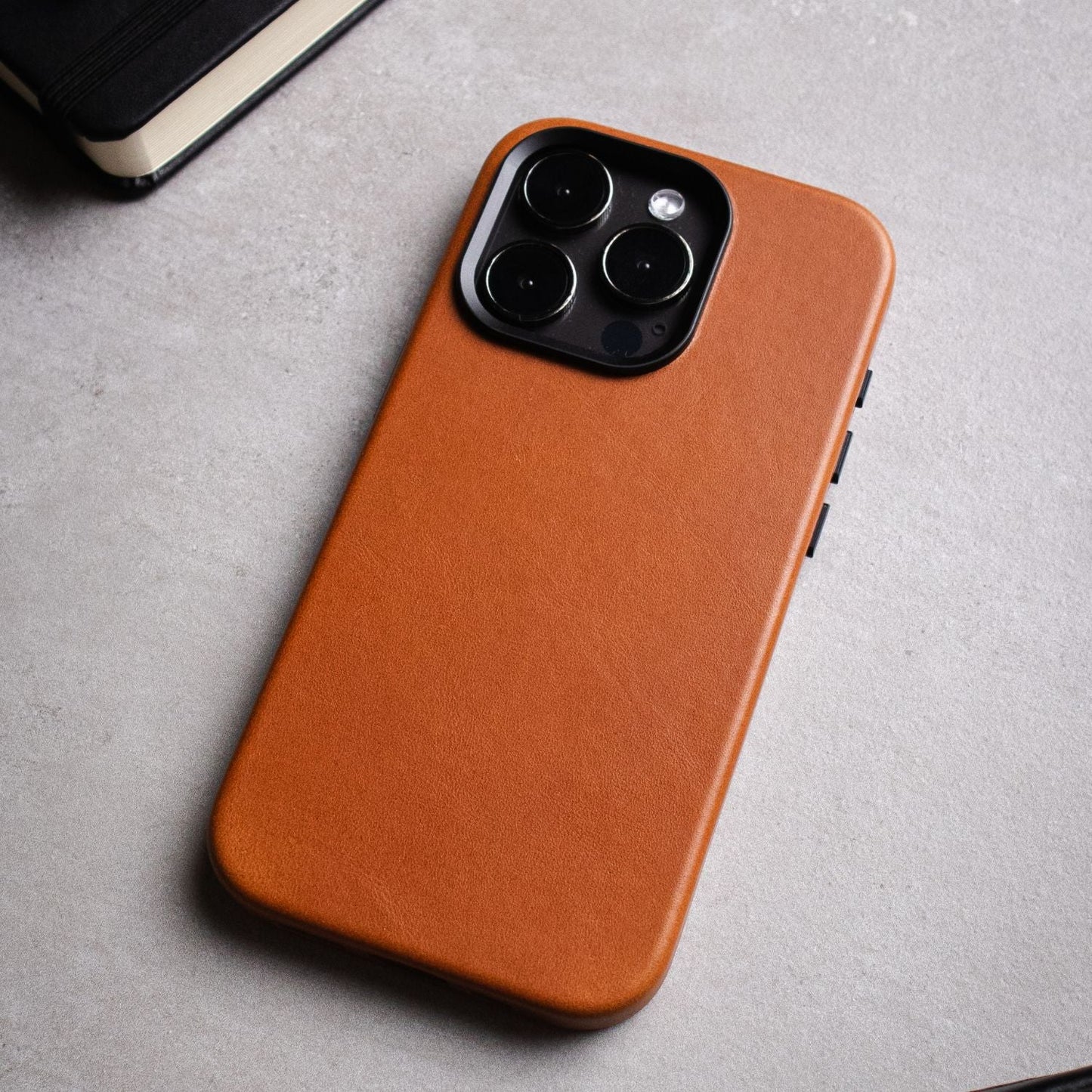 Andar The Aspen Leather Phone Case (Camel Tan) for iPhone 15 Pro Max / iPhone 15 Pro / iPhone 15 Plus / iPhone 15