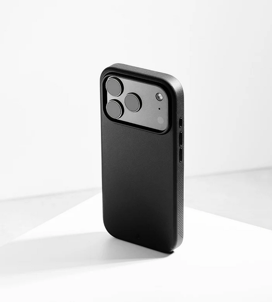 Caudabe Synthesis Phone Case (Black) with Magsafe for iPhone 17 Pro Max / iPhone 17 Pro